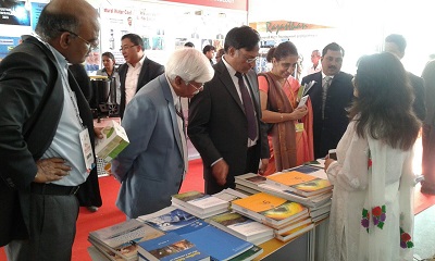 Prof Ashutosh Sharma, Secretary, DST visit the Stall of UCOST